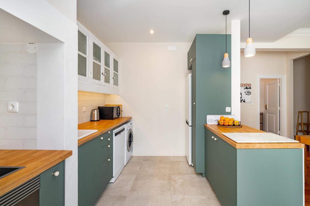 Design Flat, Luxury, 7 People, Pool & Garden Apartment