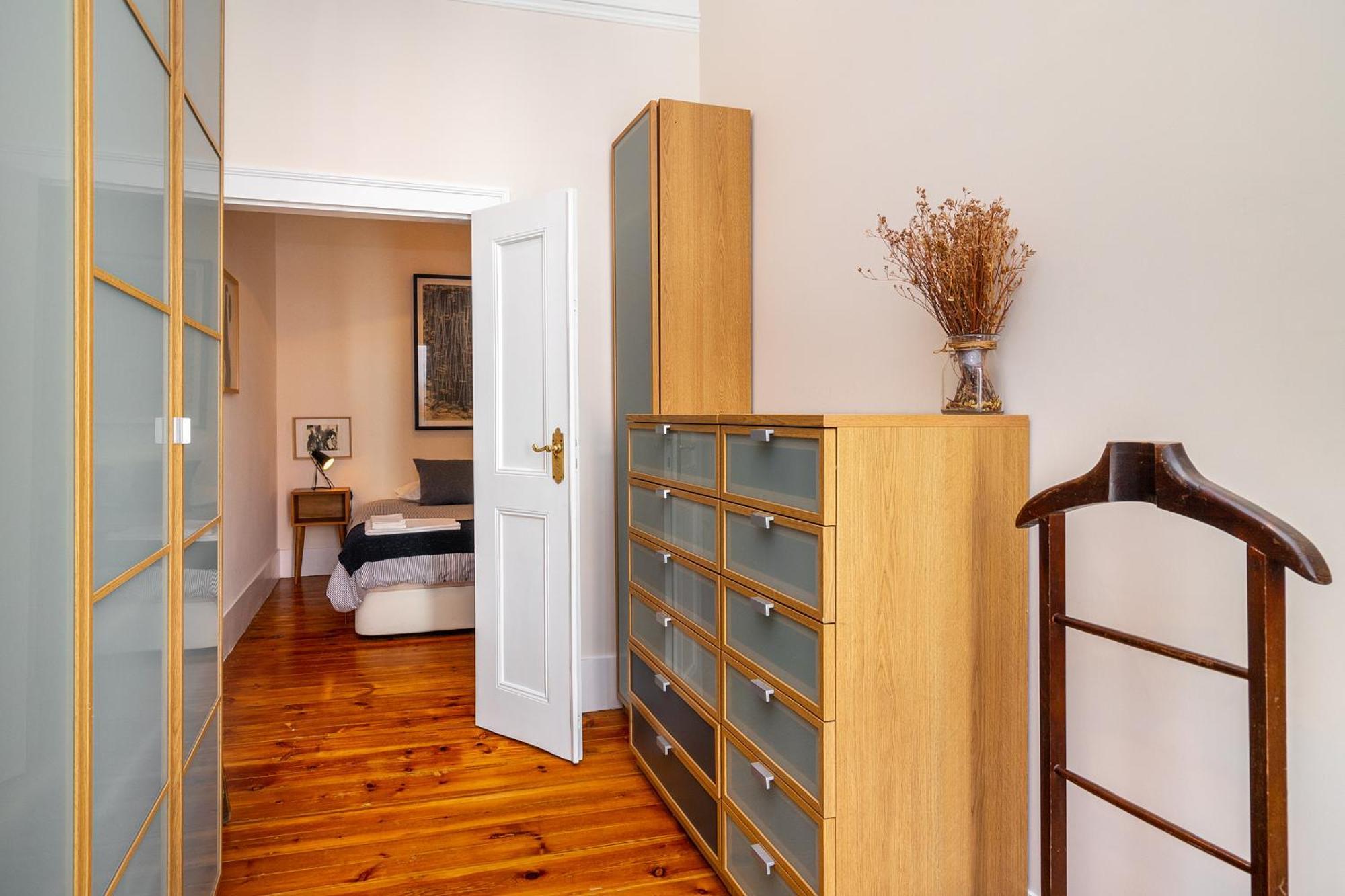 Apartment Design Flat, Luxury, 7 People, Pool & Garden *