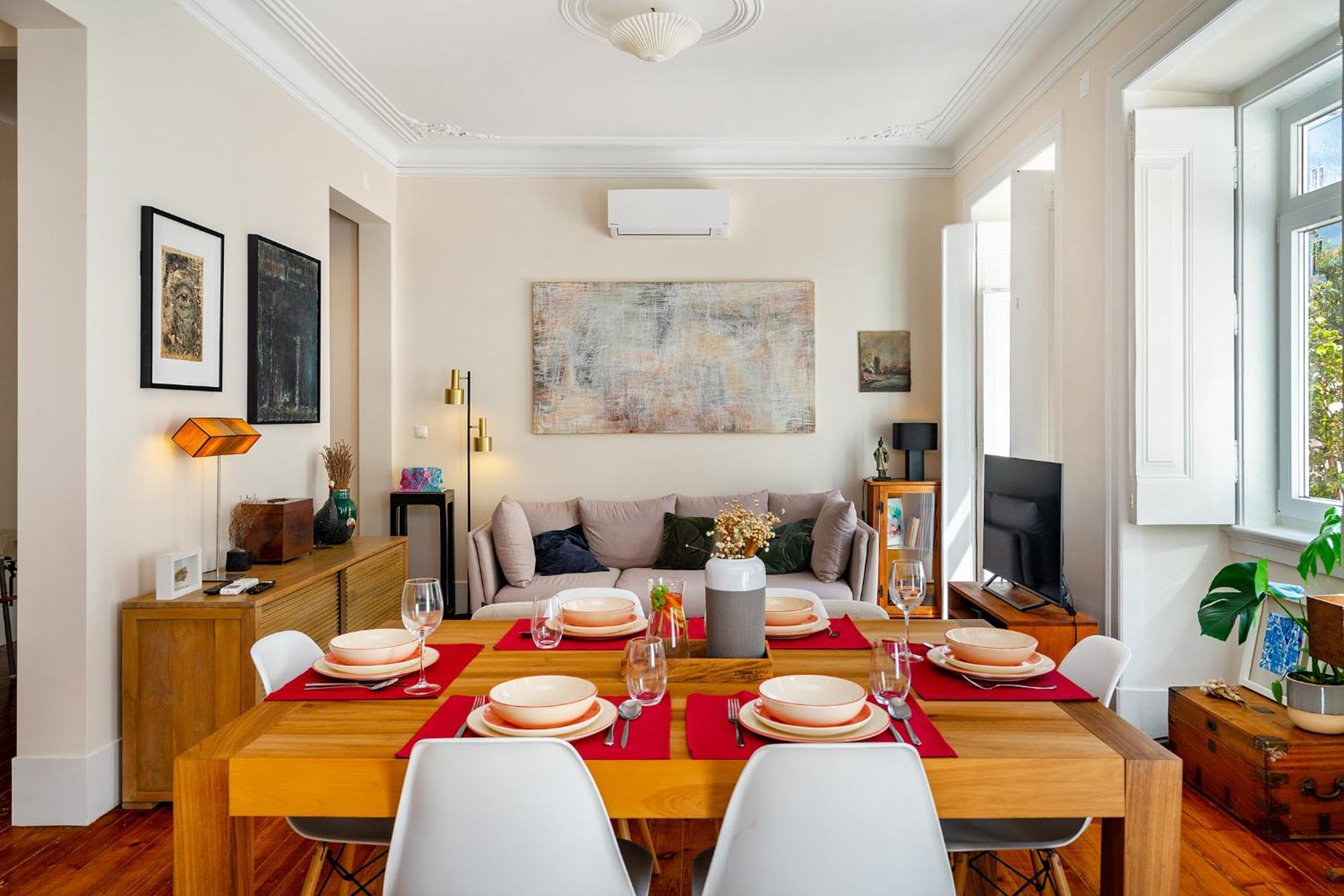 Design Flat, Luxury, 7 People, Pool & Garden Apartment *