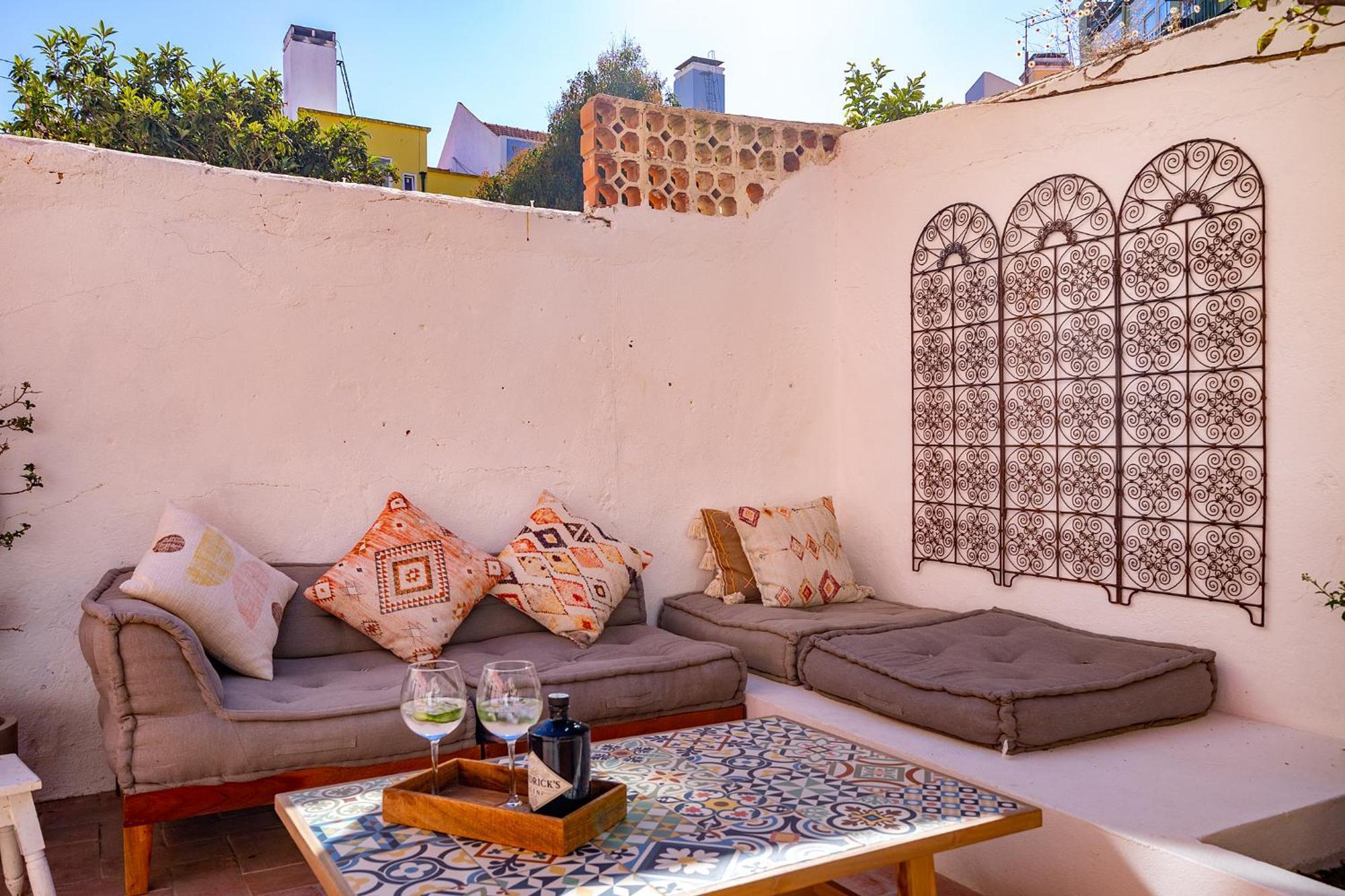Design Flat, Luxury, 7 People, Pool & Garden Apartment Lisbon
